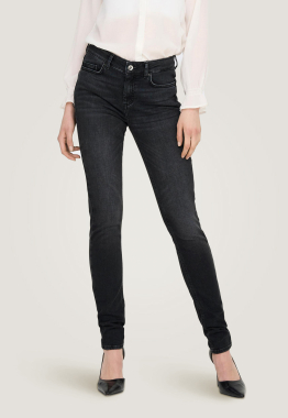 Blush Skinny Jeans