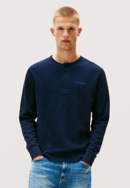Slim Waffle Script Henley Longsleeve