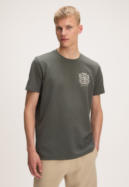 Farie T-Shirt 