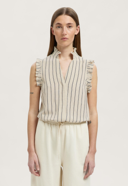Viva Ruffle Blouse 