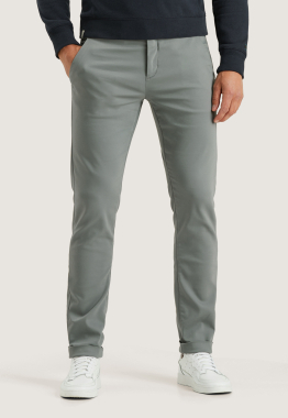 Riser Slim Fit Chino