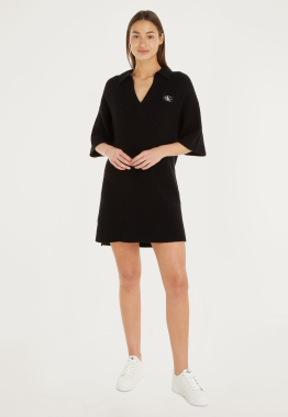Label Loose Collar Knit Jurk