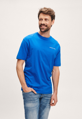 Stay Local T-shirt 