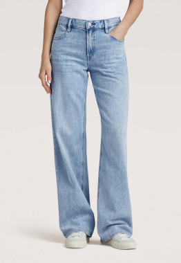 Judee Loose Jeans