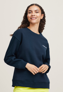 Rafine Sweater