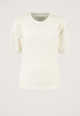 Modern T-shirt