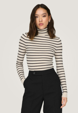 Karol Pullover