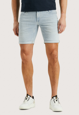 Commander Relaxed Short