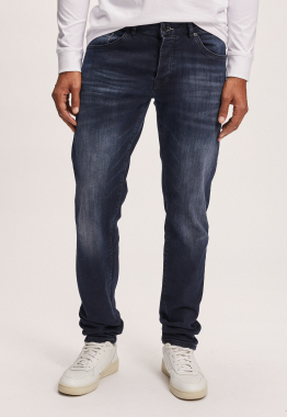 Lewis Regular Tapered Jeans