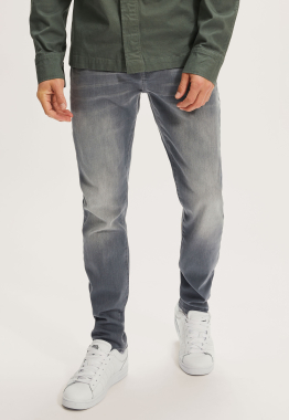 Alloy Regular Tapered jeans