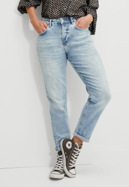Cinna Girlfriend Slim Jeans