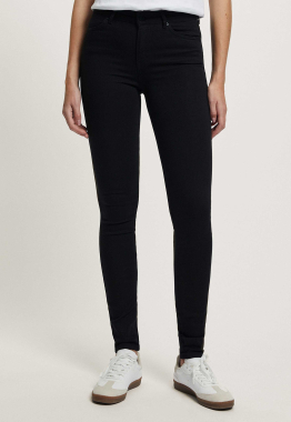 Celsi Super Skinny Jeans