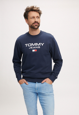 Regular Entry Crew Sweater