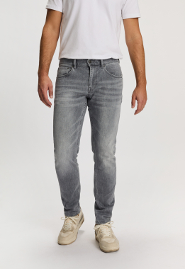 Lewis Regular Tapered Jeans