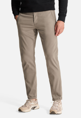 Cylas Tapered Fit Chino