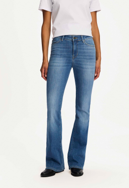 Celsi Flared Jeans