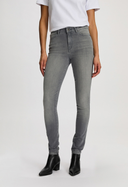 Celsi Skinny Jeans