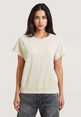 Raglan T-shirt