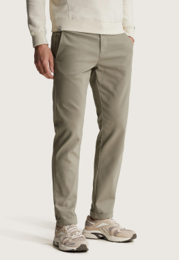 Cylas Tapered Chino