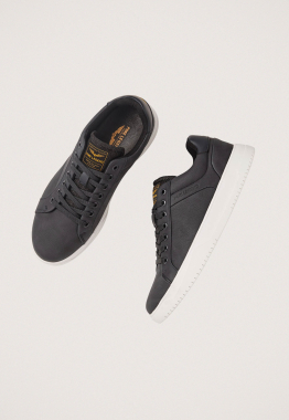 Lexicone Low Sneaker 