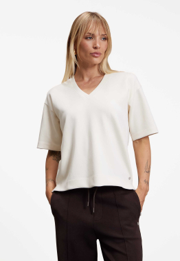 Aeris T-shirt