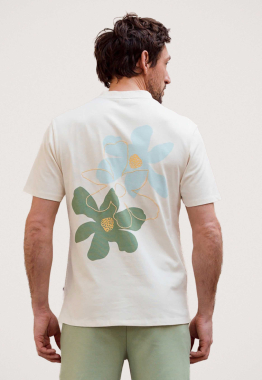 3 Flowers T-shirt