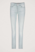 Cassy Skinny Jeans