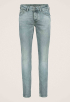 Riser Slim Fit Jeans