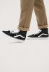 UA SK8-Hi Sneakers