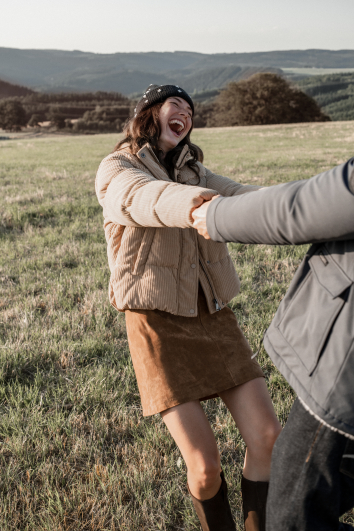 LOOK VROUW 4 - Cozy knits