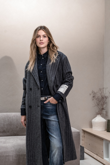 LOOK VROUW 7 - Cozy knits