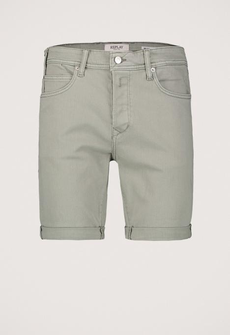 Tapered Short