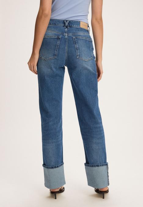 Everly Straight Jeans 