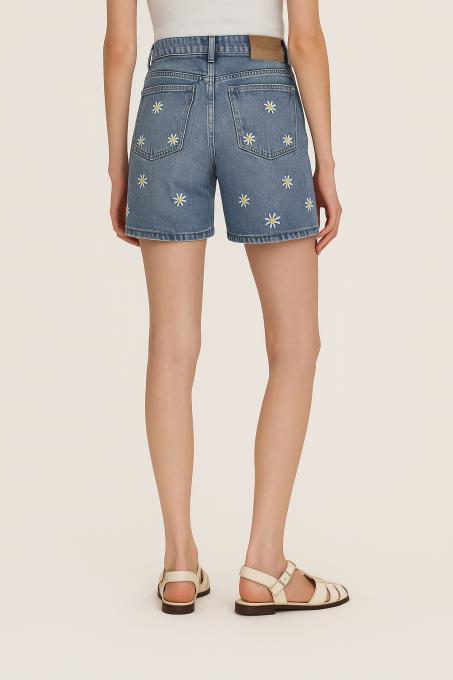 Maisy Short 