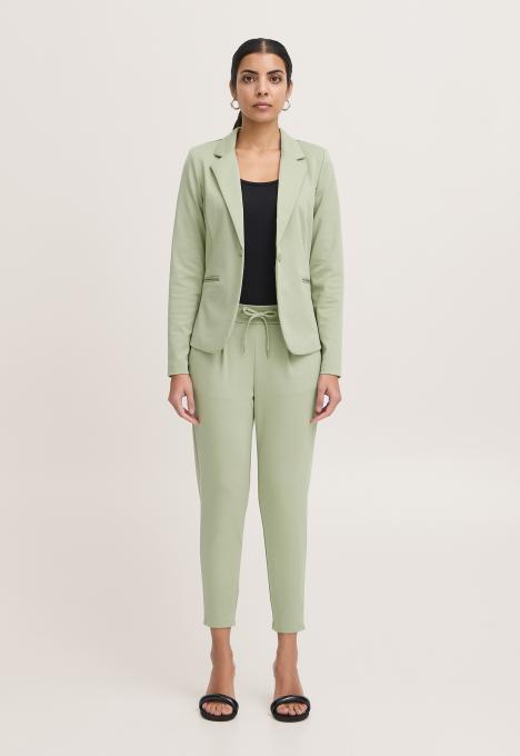 Kate Blazer 