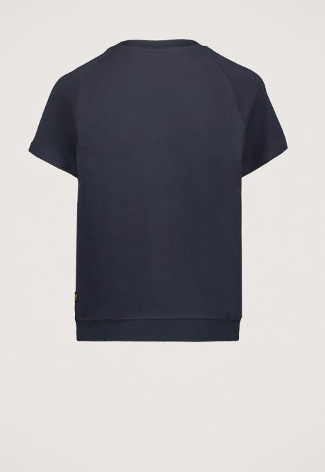 Raglan T-shirt