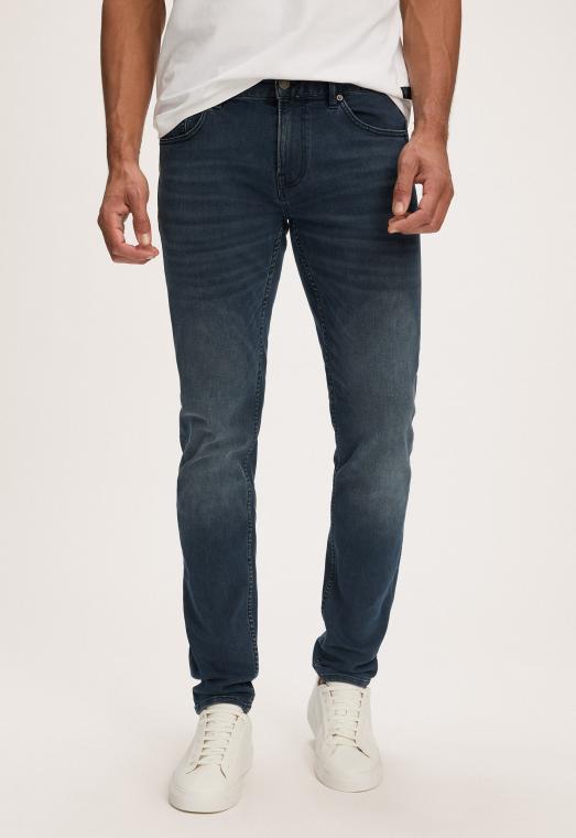 Lewis Regular Tapered Jeans