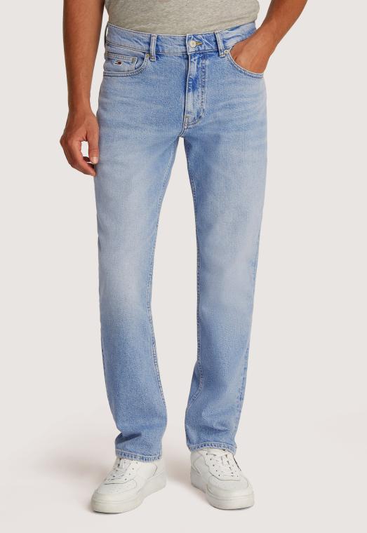 Ryan Straight Jeans 