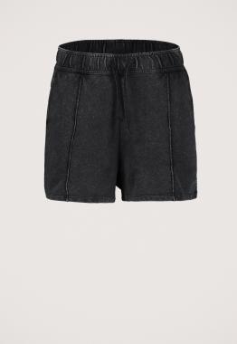 Crista Short 