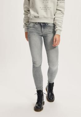 Lynn Mid Skinny Jeans 
