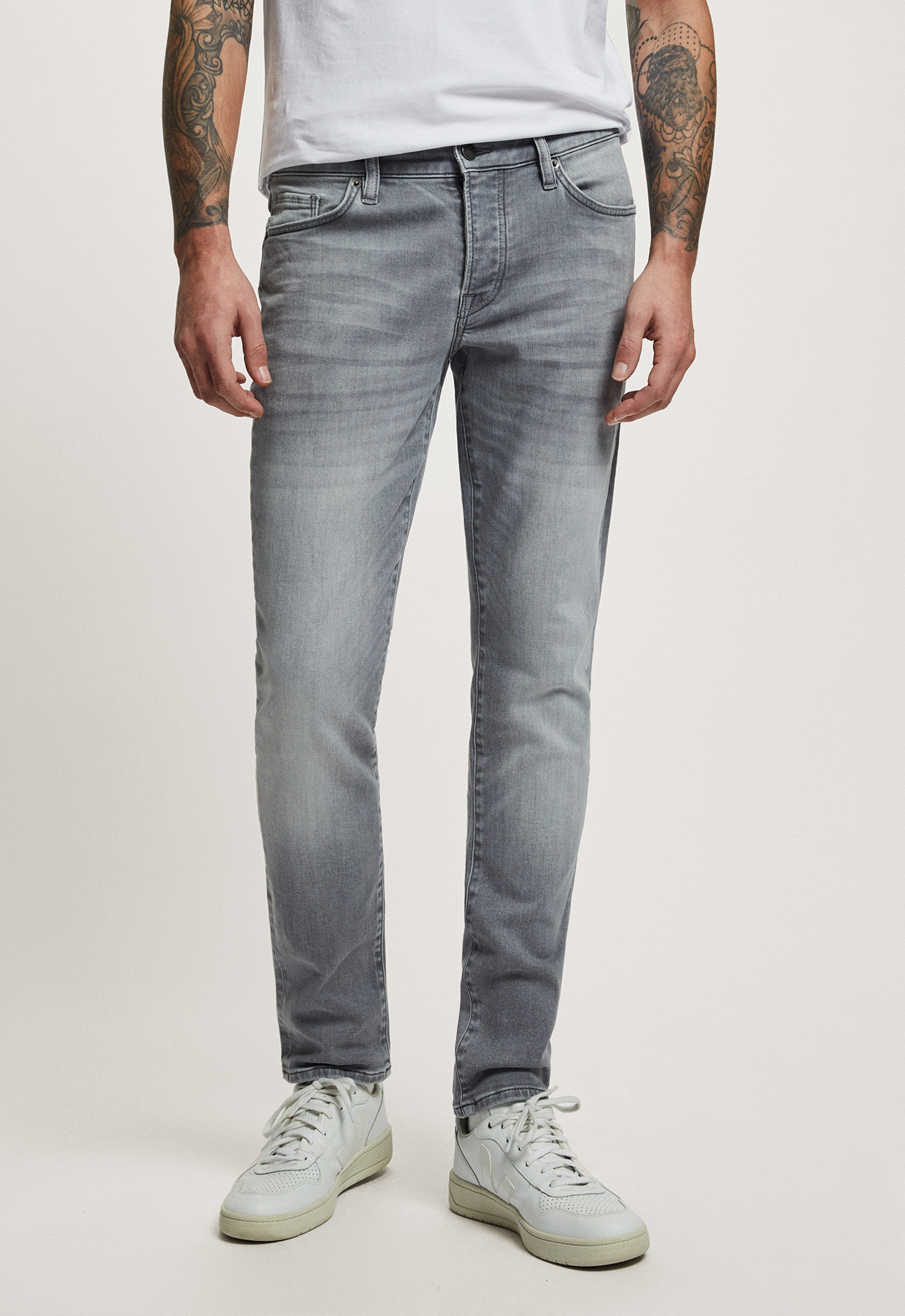 Silvercreek Porter Slim Tapered Jeans