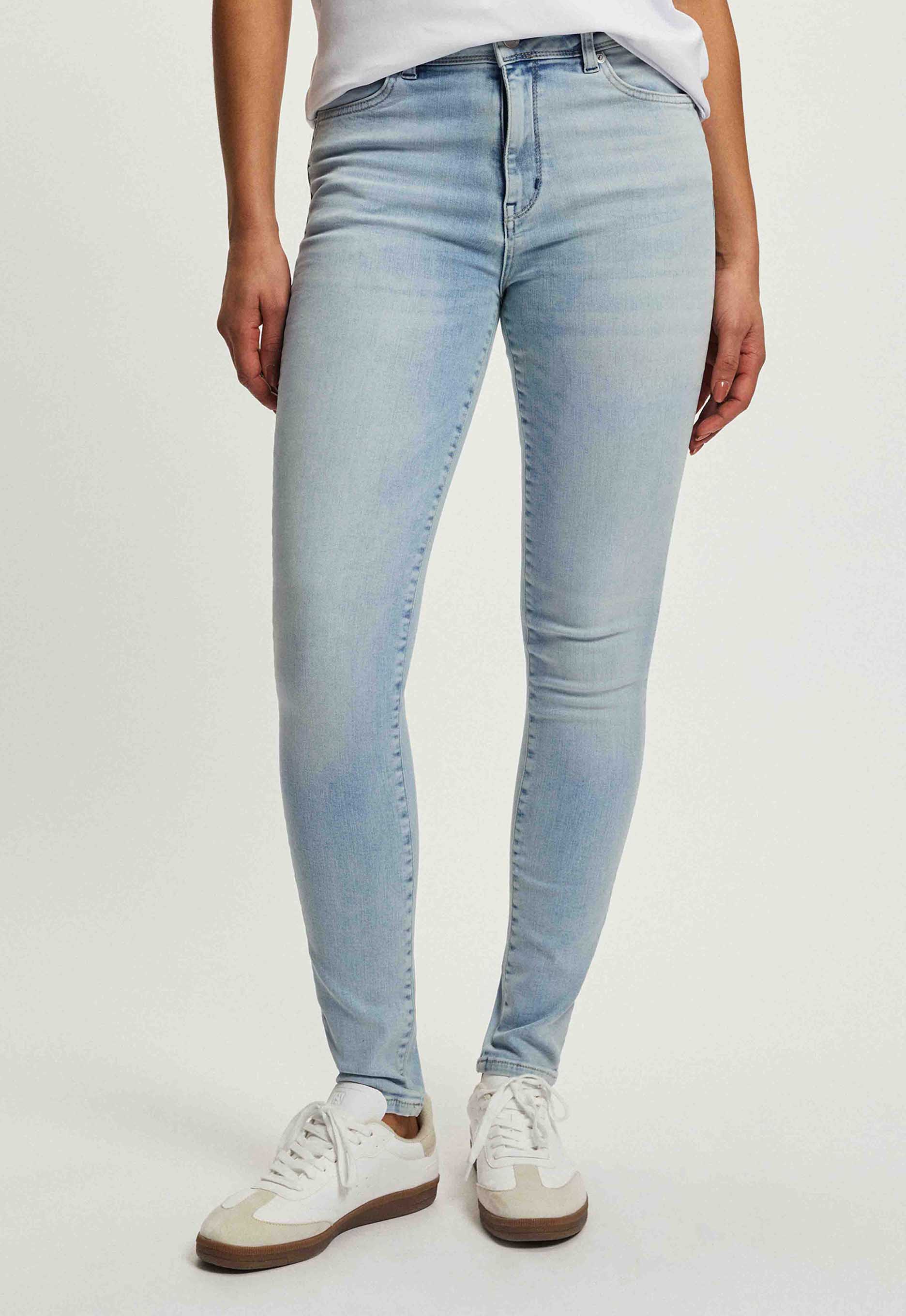 Silvercreek Doris Super Skinny Jeans